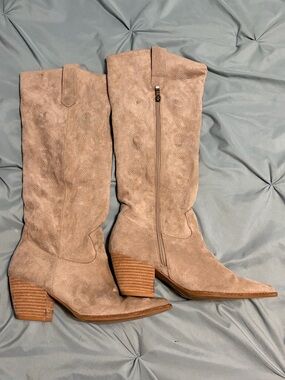 Faux suede Western Boots - Taupe